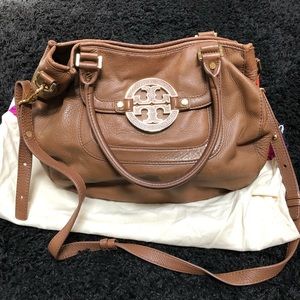 Tory Burch Amanda Hobo Bag